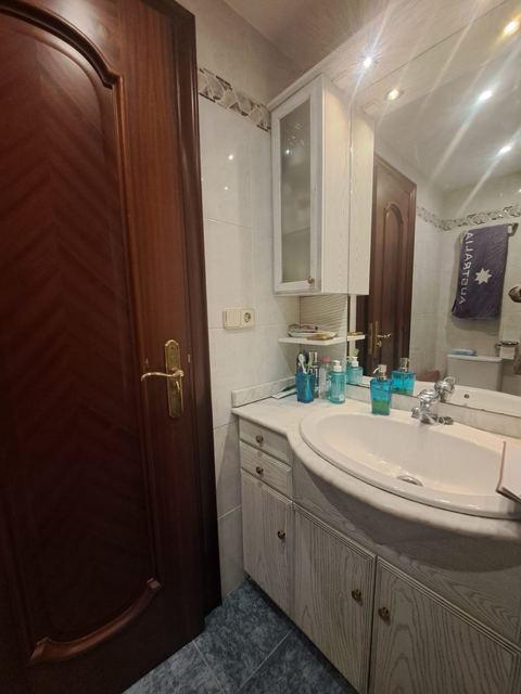 Reforma de baño en Pamplona — proyecto 49 ReformaIA