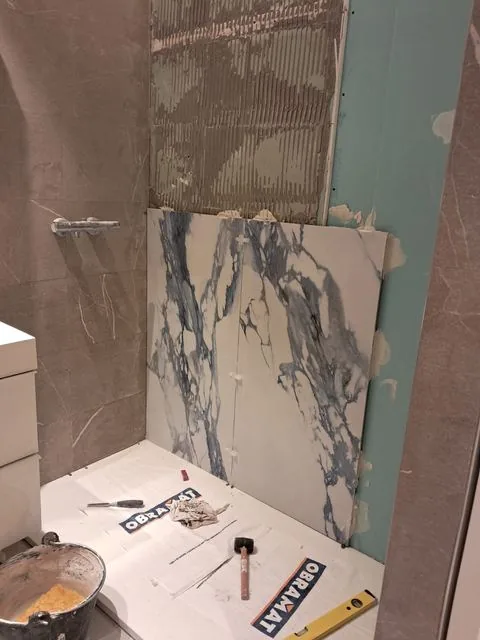 Reforma de baño en Pamplona — proyecto 76 ReformaIA