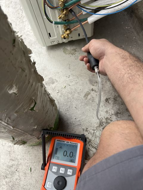 Instalación de aire acondicionado en Pamplona — proyecto 4 ReformaIA
