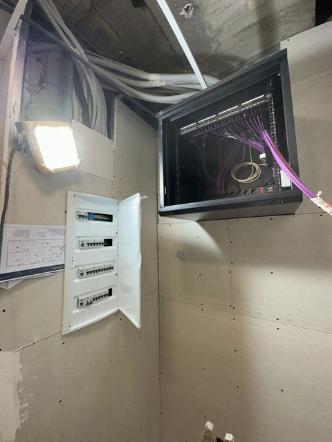 Instalación eléctrica en Pamplona — proyecto 27 ReformaIA