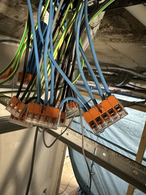Instalación eléctrica en Pamplona — proyecto 30 ReformaIA