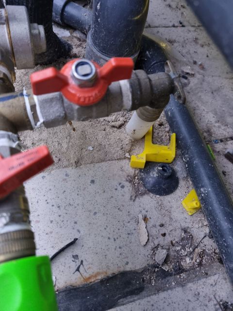 Fontanería y detección de fugas en Pamplona — proyecto 11 ReformaIA