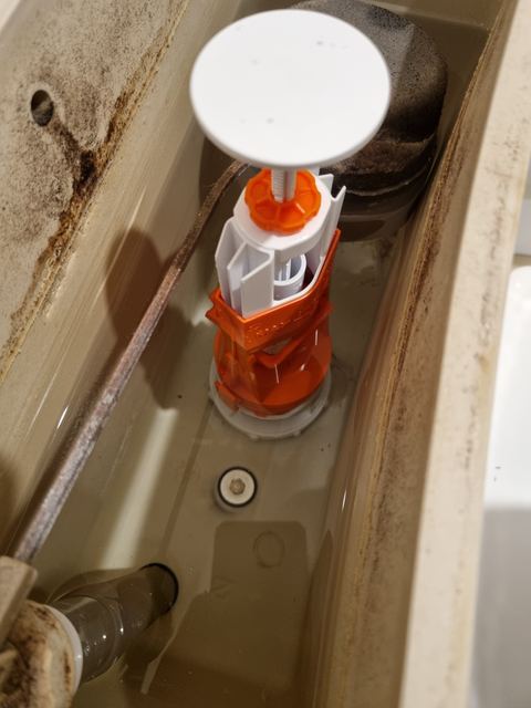 Fontanería y detección de fugas en Pamplona — proyecto 14 ReformaIA